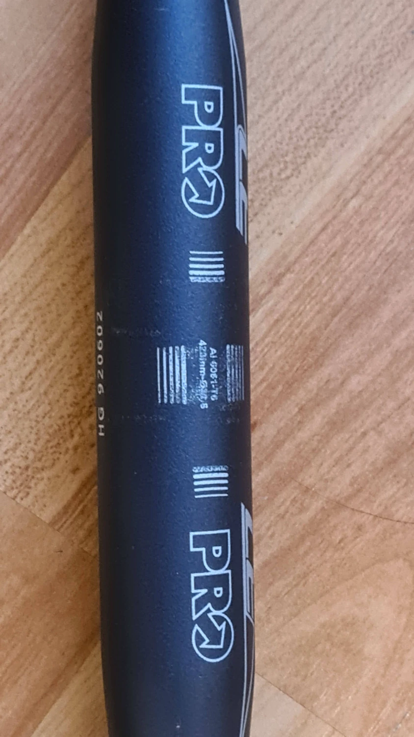 4. Ghidon cursiera aluminiu, PRO, 420mm, 31,8mm.