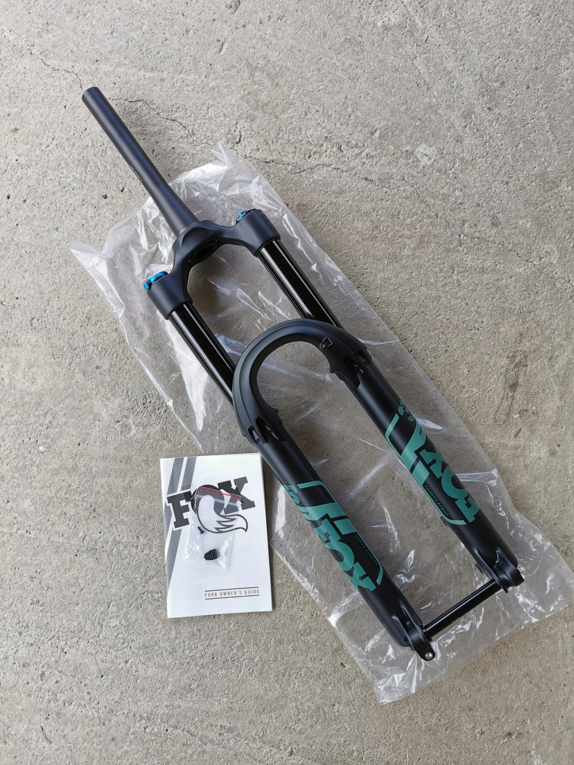 1. Fox 38 Performance 29" 170mm Boost Tapered Kabolt-X * NOUA *