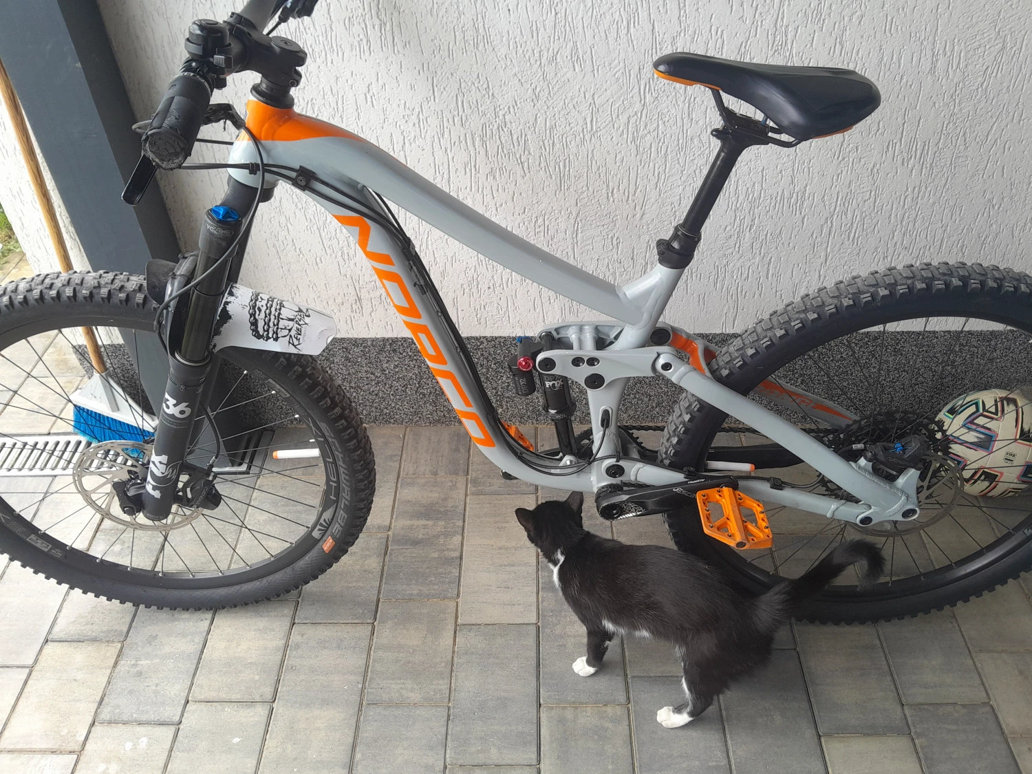 1. Norco Range A1 2019