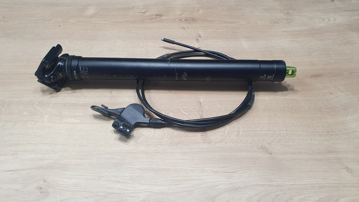 8. Dropper Post OneUpComponents - cursa 210mm, diametru 30.9mm