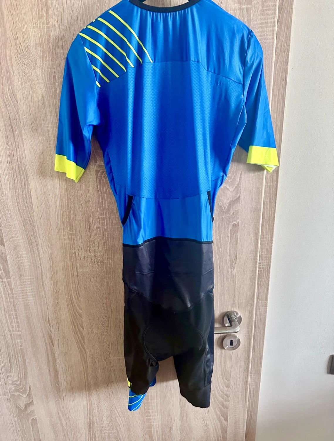 1. Costum triatlon tri suit CASTELLI FREE SANREMO 2