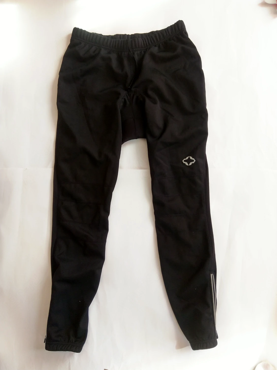 1. Pantaloni iarna Crane marime L noi