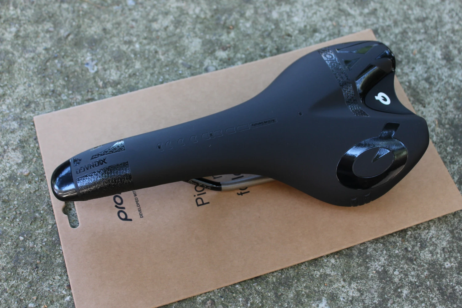 1. Sa bicicleta Prologo Scratch X8 TIROX - T2.0 135 mm