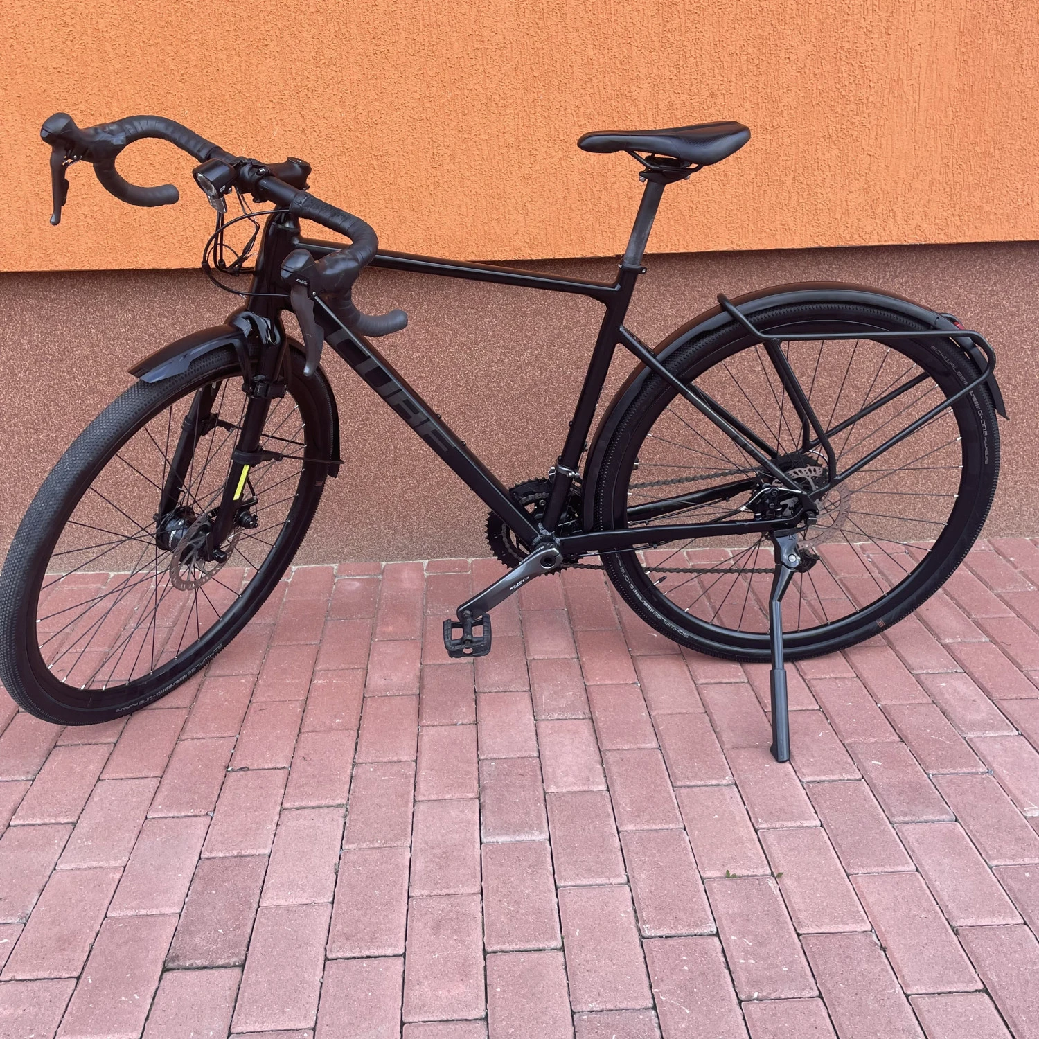 1. Bicicleta Cube Nuroad FE 2022, cadru: S