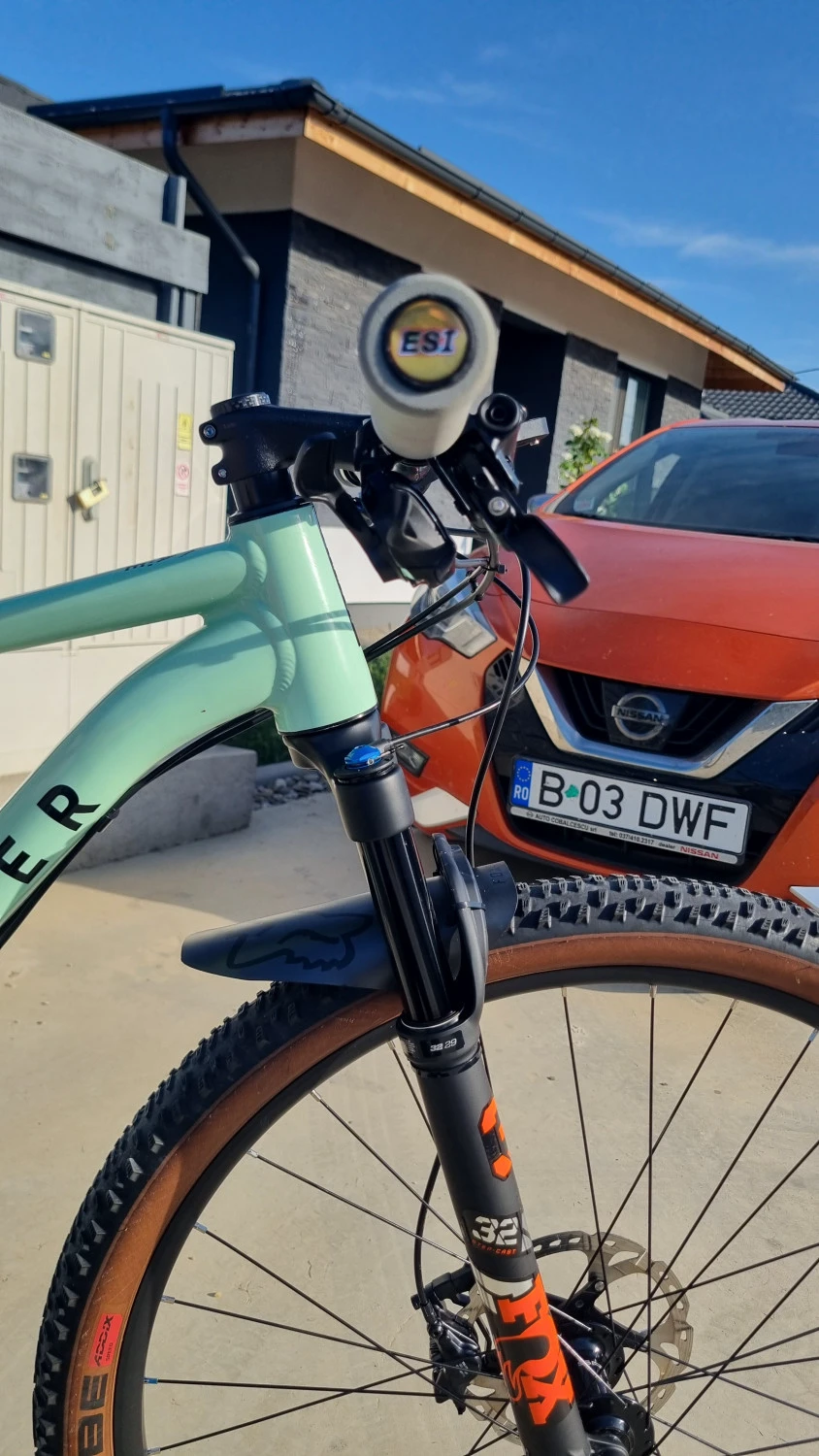 5. Rockrider Race 700 29" 1x12 GX / Fox 32 Elite / Custom