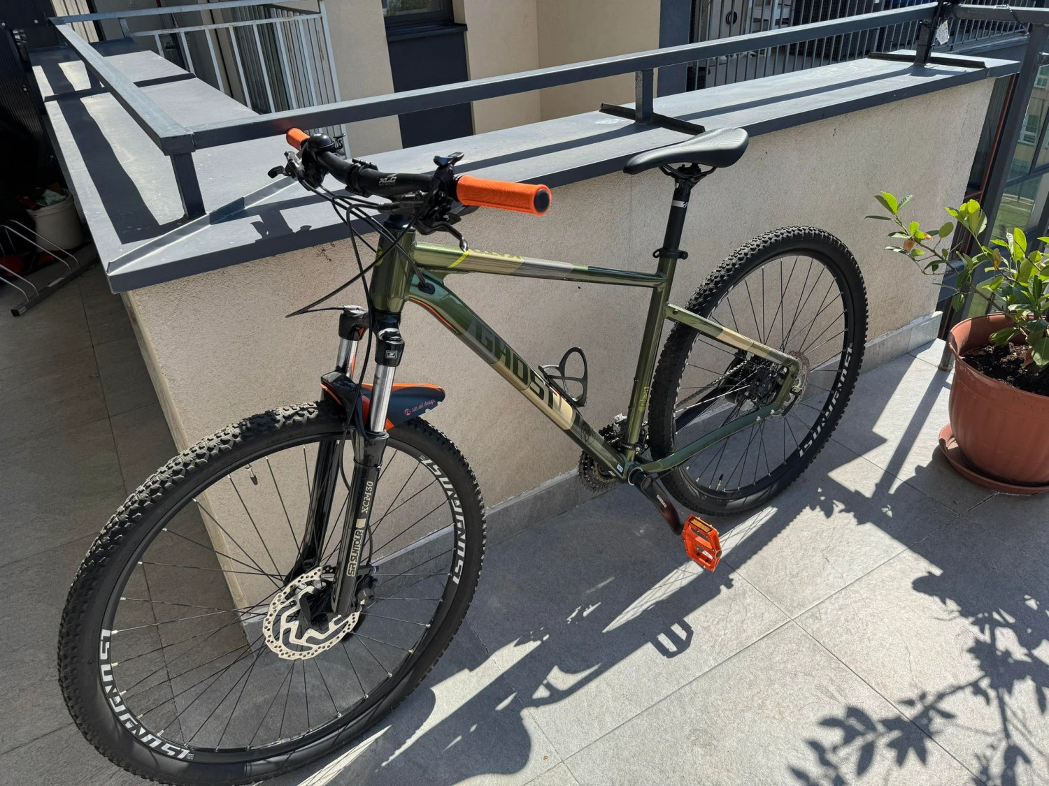 1. Bicicleta MTB Ghost Kato 29" Essential 2021, verde/maro, marimea L