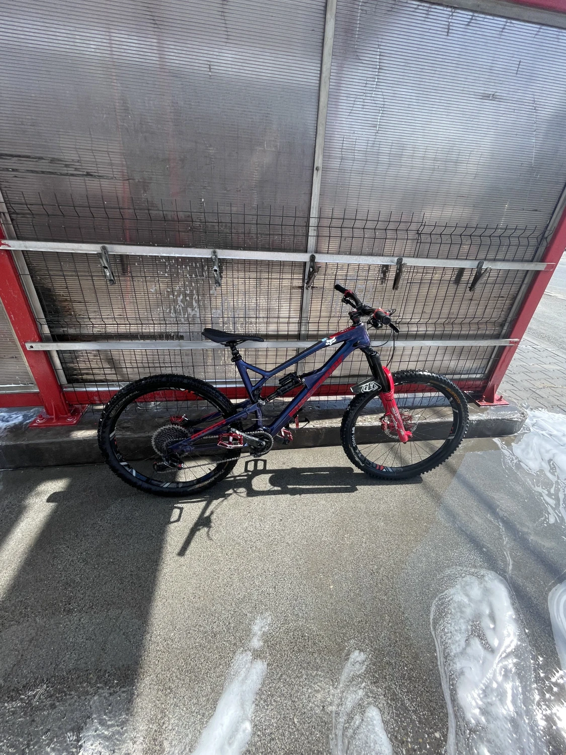 2. Vand Bicicleta Nukeproof mega 275 2019 Carbon