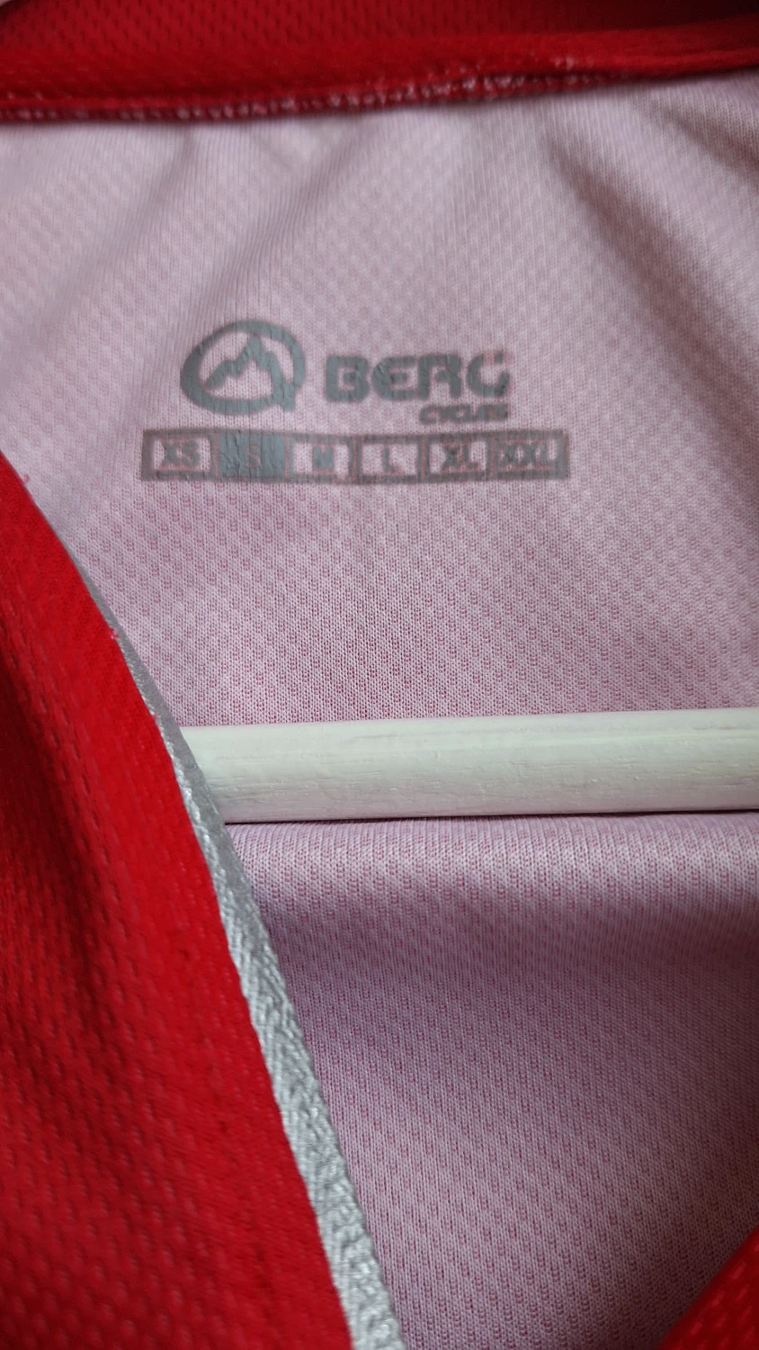 6. Tricou ciclism Berg