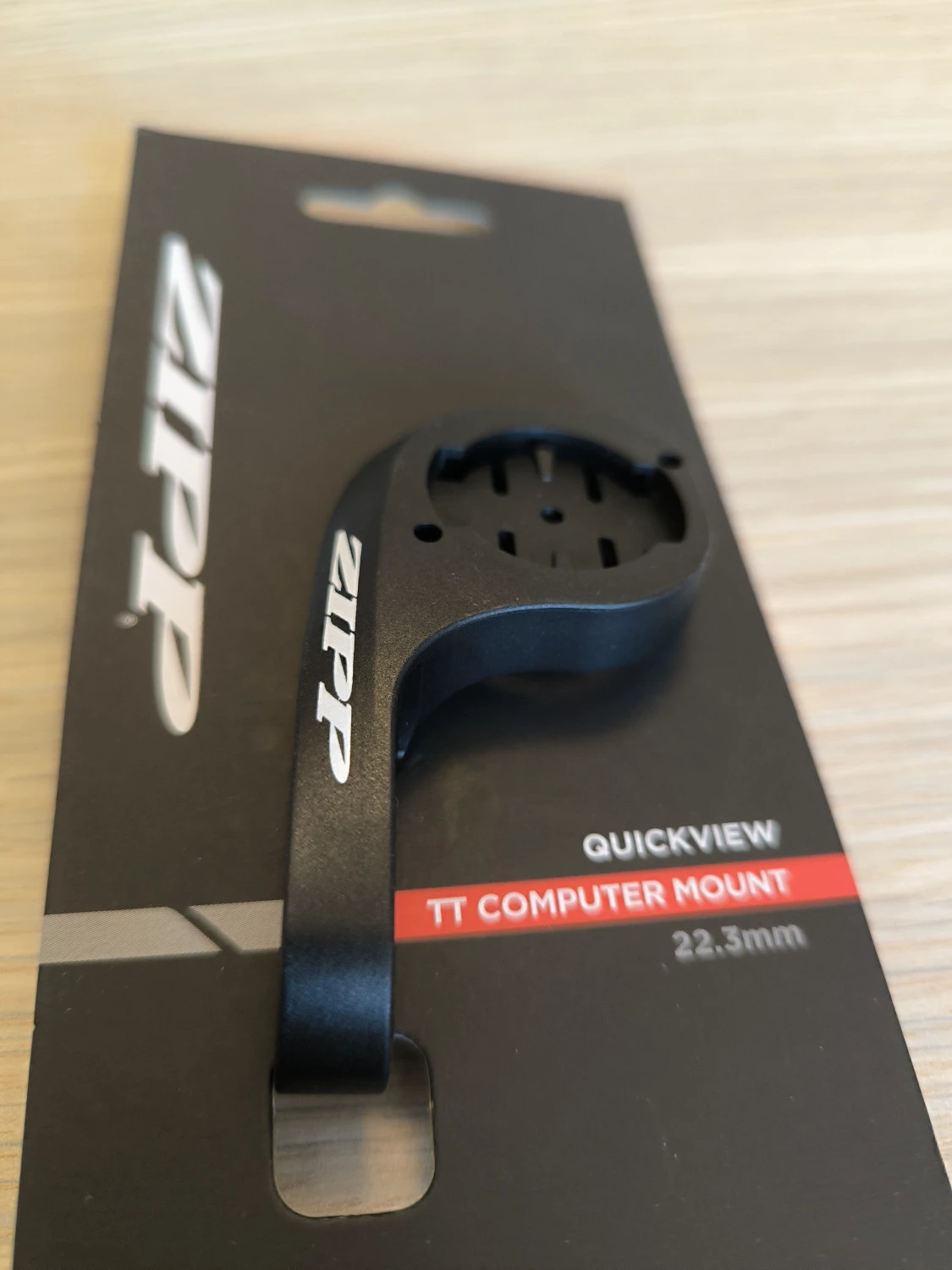 2. Suport Zipp pentru Garmin
