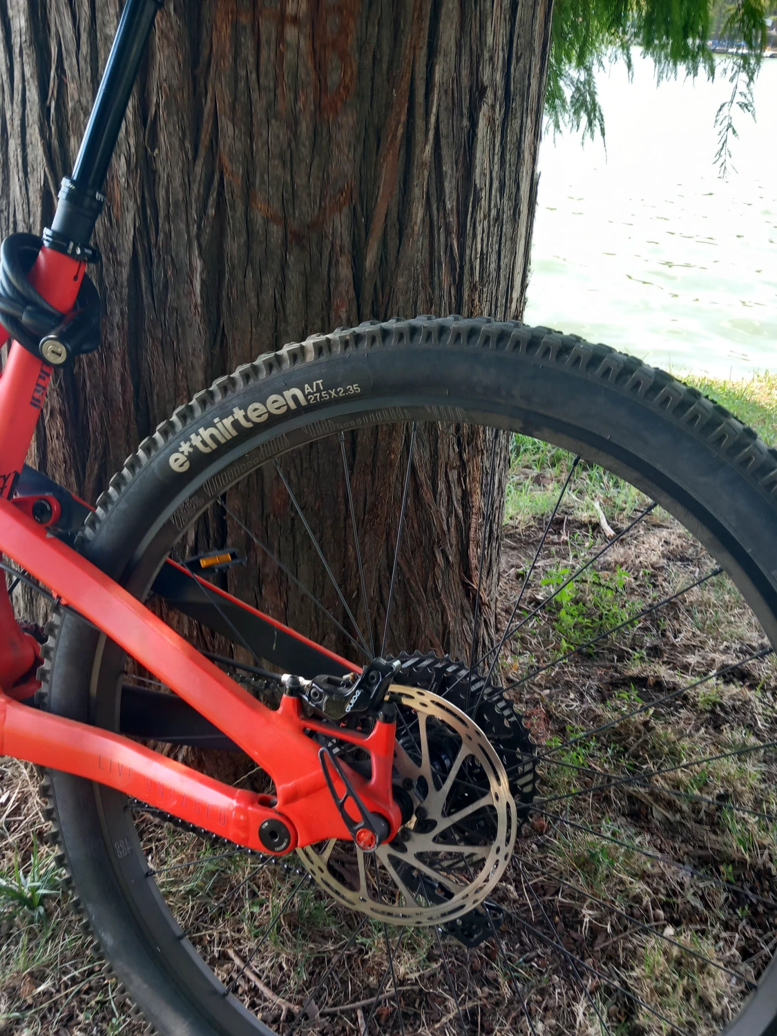 1. YT Industries Jeffsy full carbon
