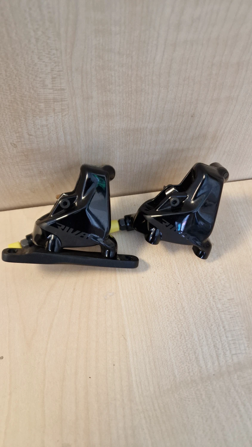 1. Set etrieri Sram Rival
