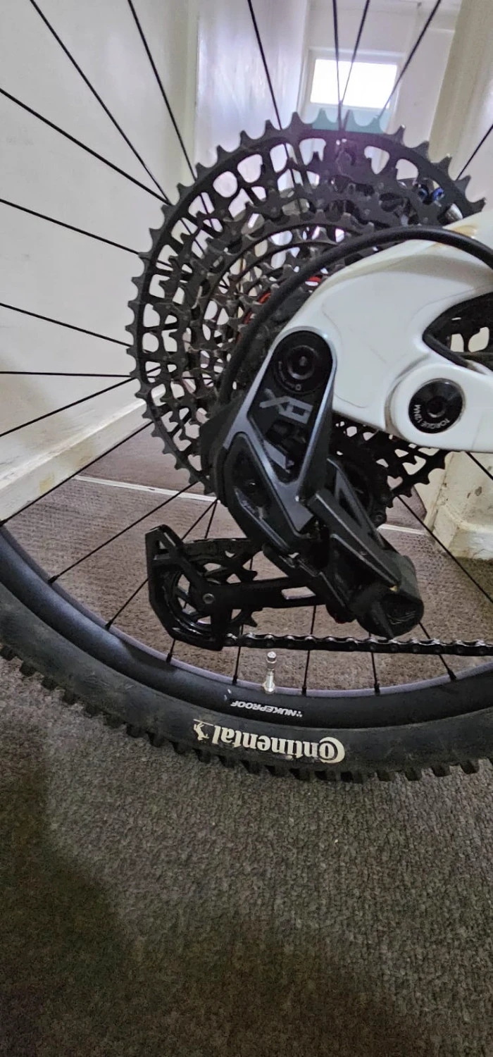 2. Nukeproof Megawatt 297 RS