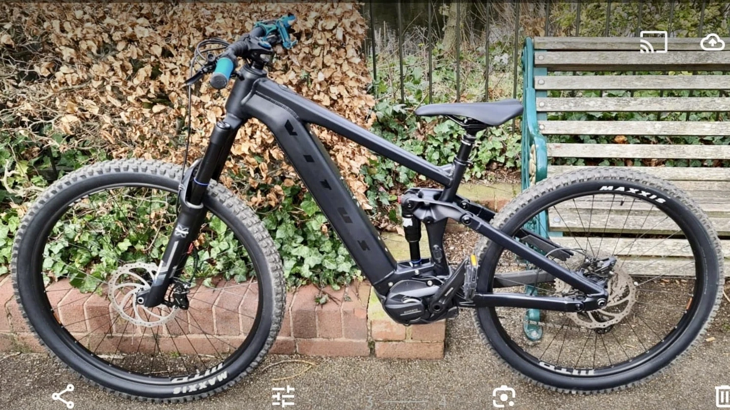 3. Bicicleta Vitus E-Sommet MULLET