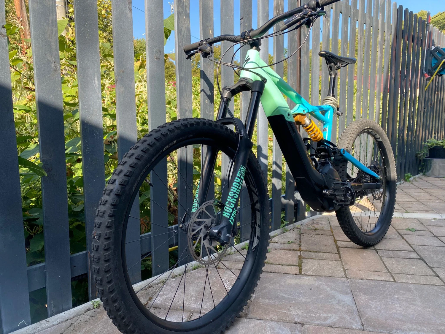 1. Specialized TURBO KENEVO EXPERT 6FATTIE