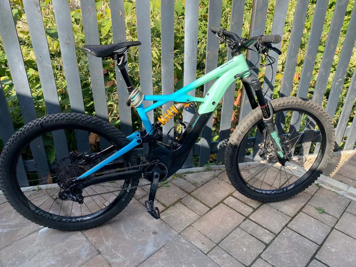 5. Specialized TURBO KENEVO EXPERT 6FATTIE