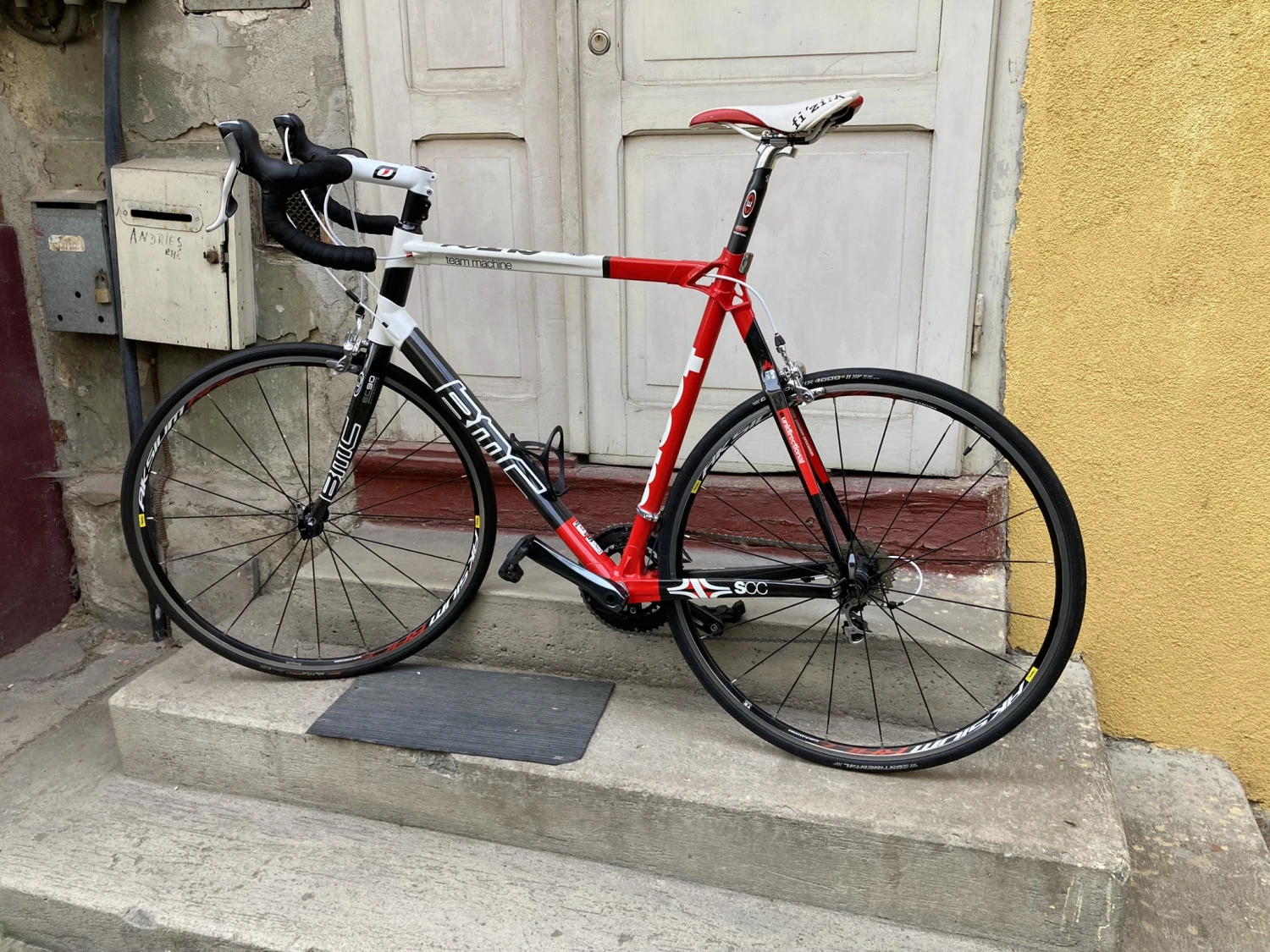 1. Cursieră Carbon BMC Team Machine SLT 01 mărime 59
