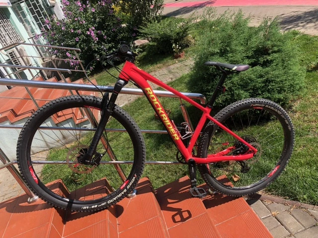 1. Bicicleta XC 120 cross country roti 29"