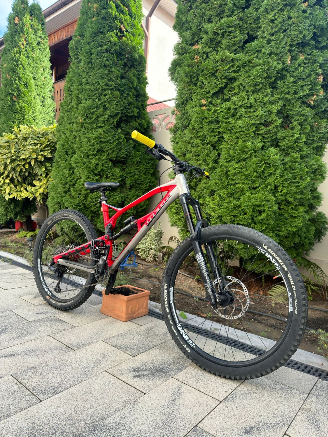 1. Nukeproof Mega Comp 275 | Marime L