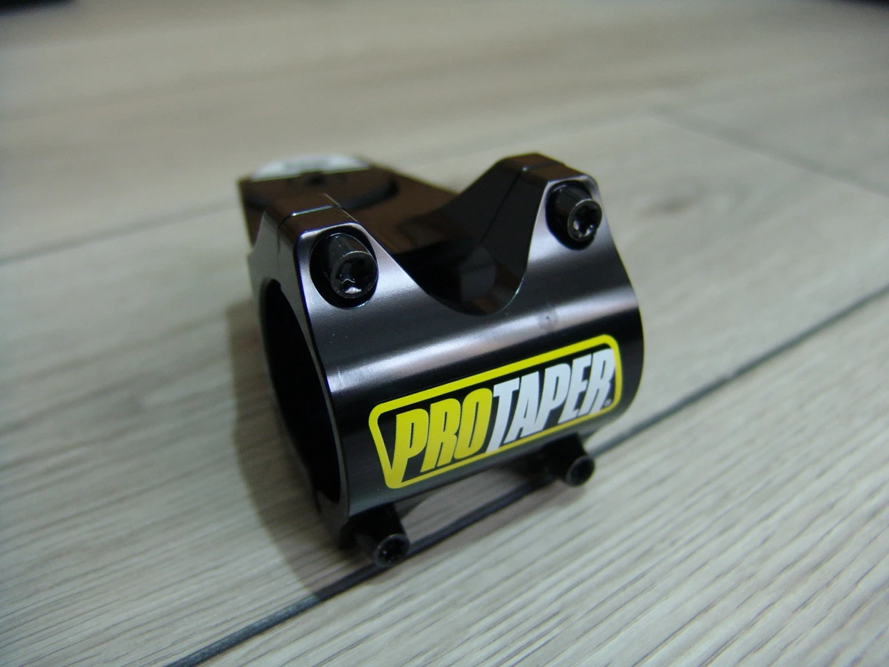2. Pipa CNC PROTAPER Enduro/Trail, prindere ghidon 35mm/Noua