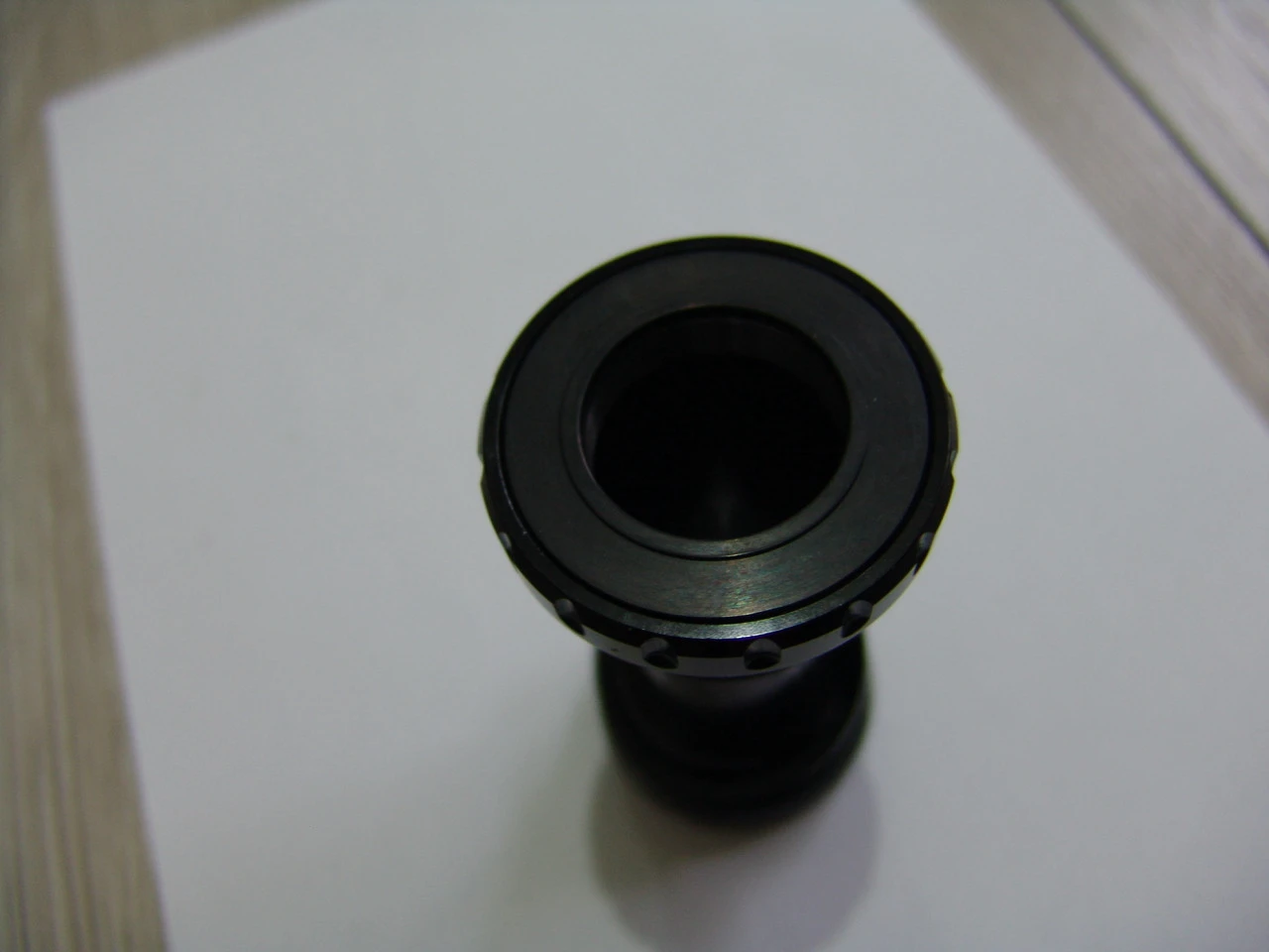 3. Butuc pedalier 68/73 Nukeproof ax 24mm/Nou