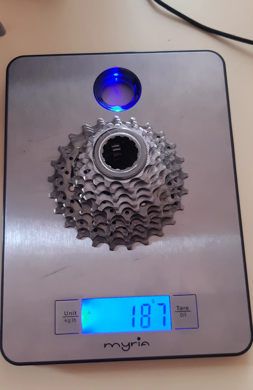 1. Caseta pinioane Campagnolo Record Titaniu 11-25