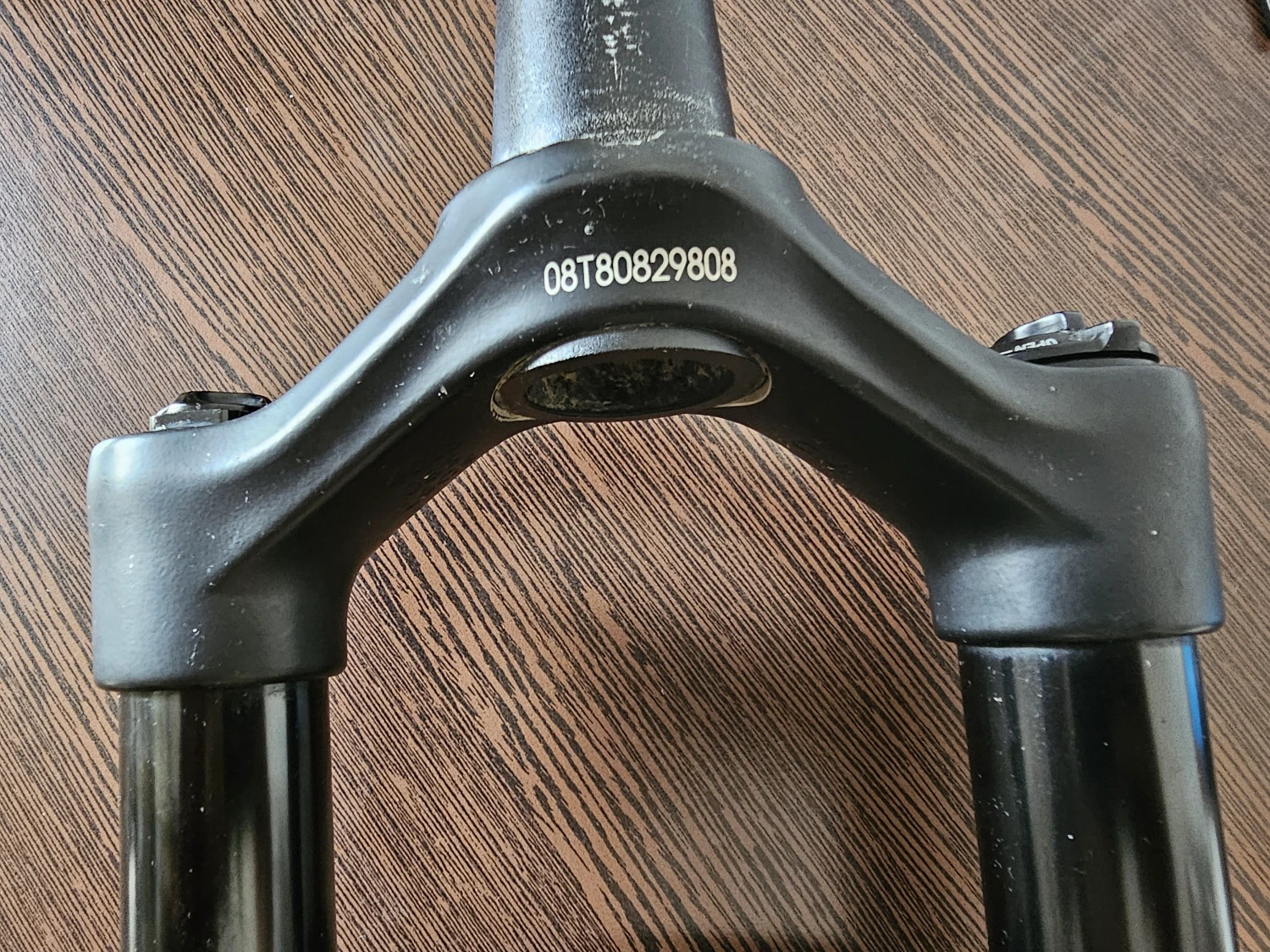 1. Rockshox Revelation 140 Charger 2.1