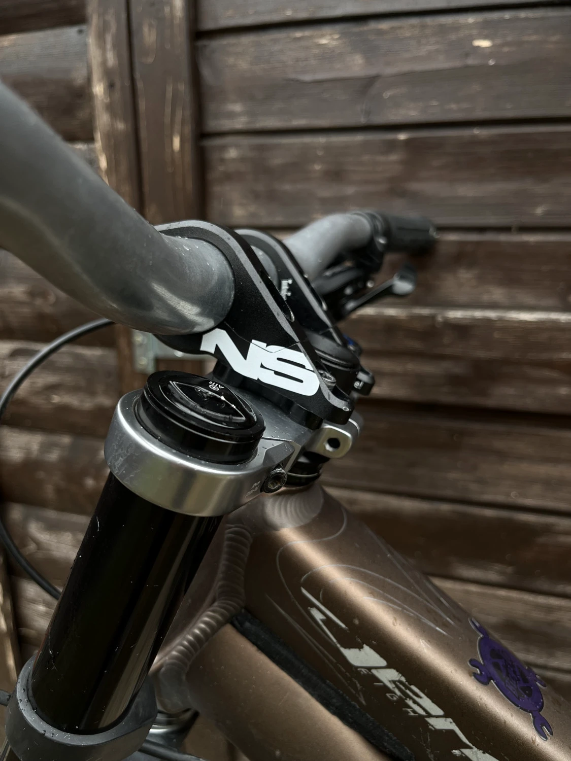6. Specialized demo 8 pro
