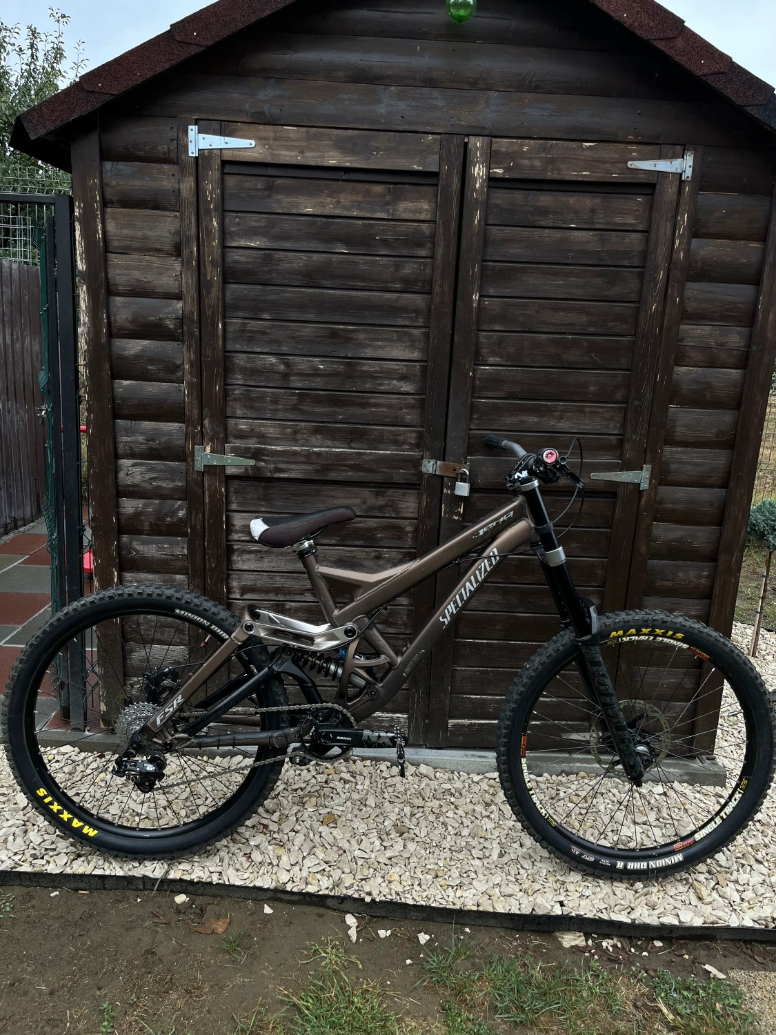4. Specialized demo 8 pro