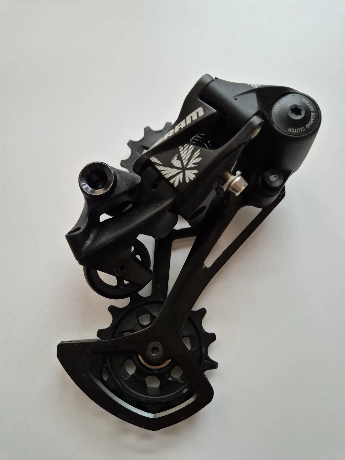1. Schimbator SRAM NX 12 speed