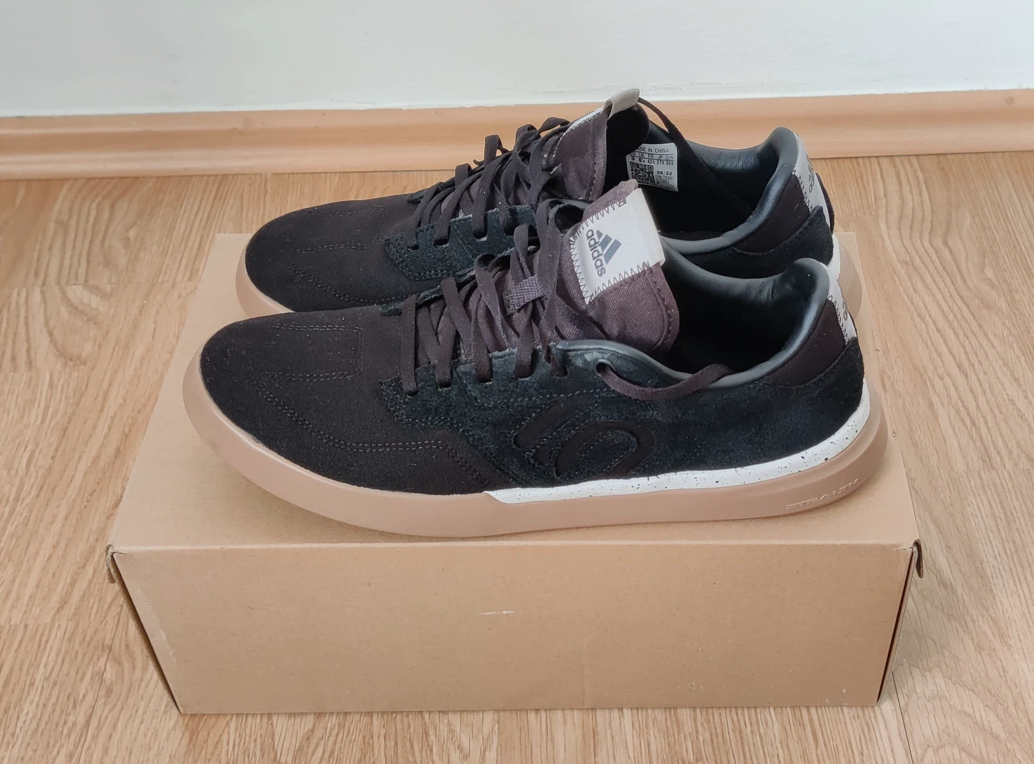 1. Adidas Five Ten Sleuth, pantofi bicicleta, 42.5 (9US)