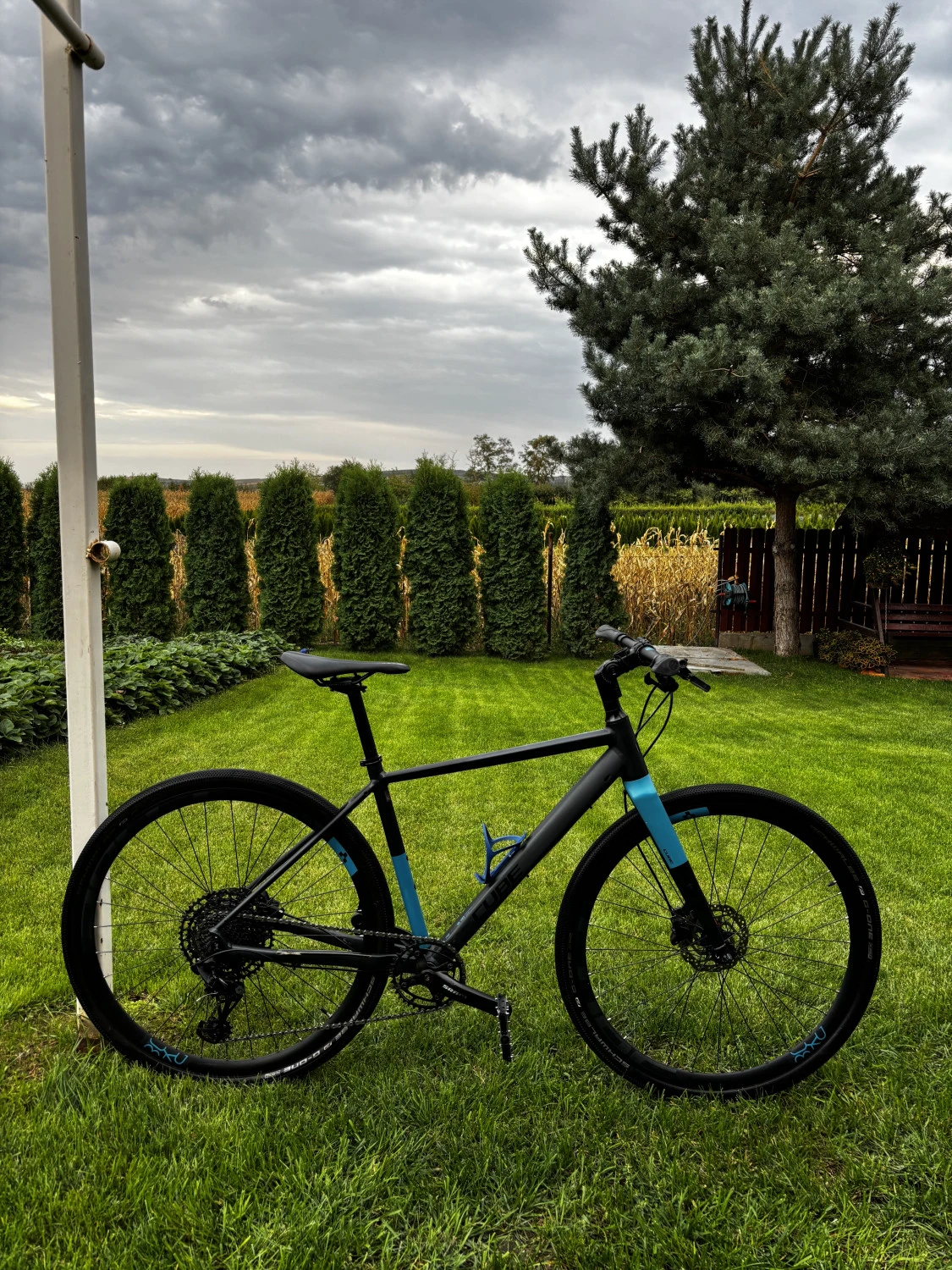 1. Cube SL Road 12v