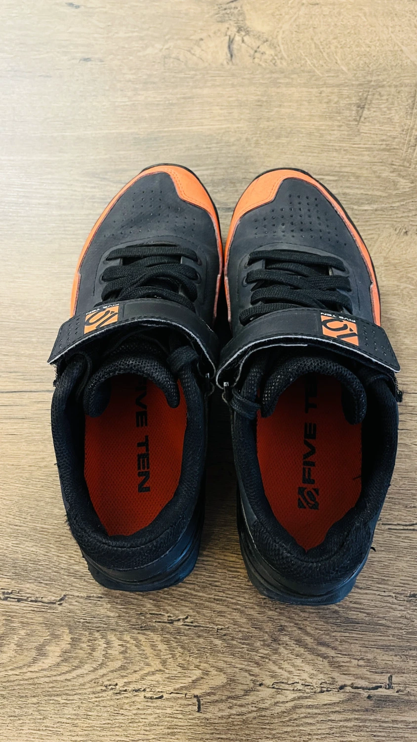 4. Five Ten Kestrel Lace SPD marime 40 2/3