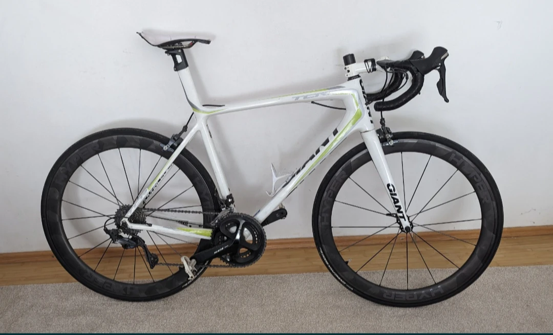 1. Cursiera Giant TCR Advanced 3 SL