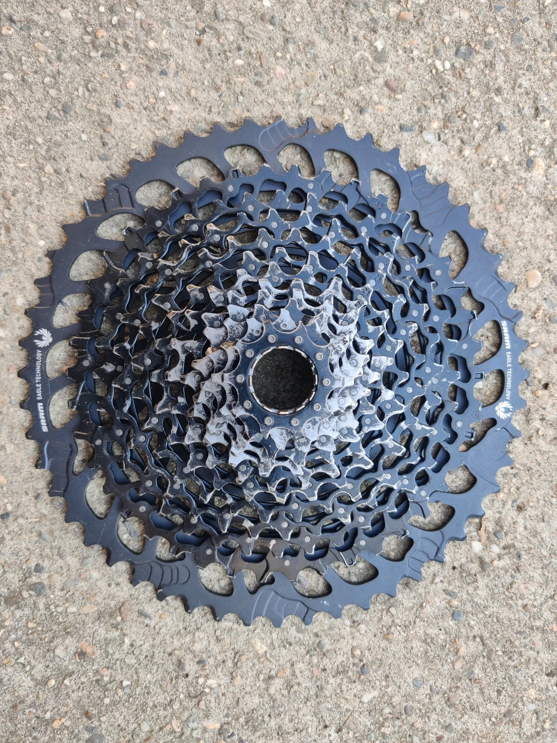 1. Caseta piniaone Sram GX Eagle 10-52d