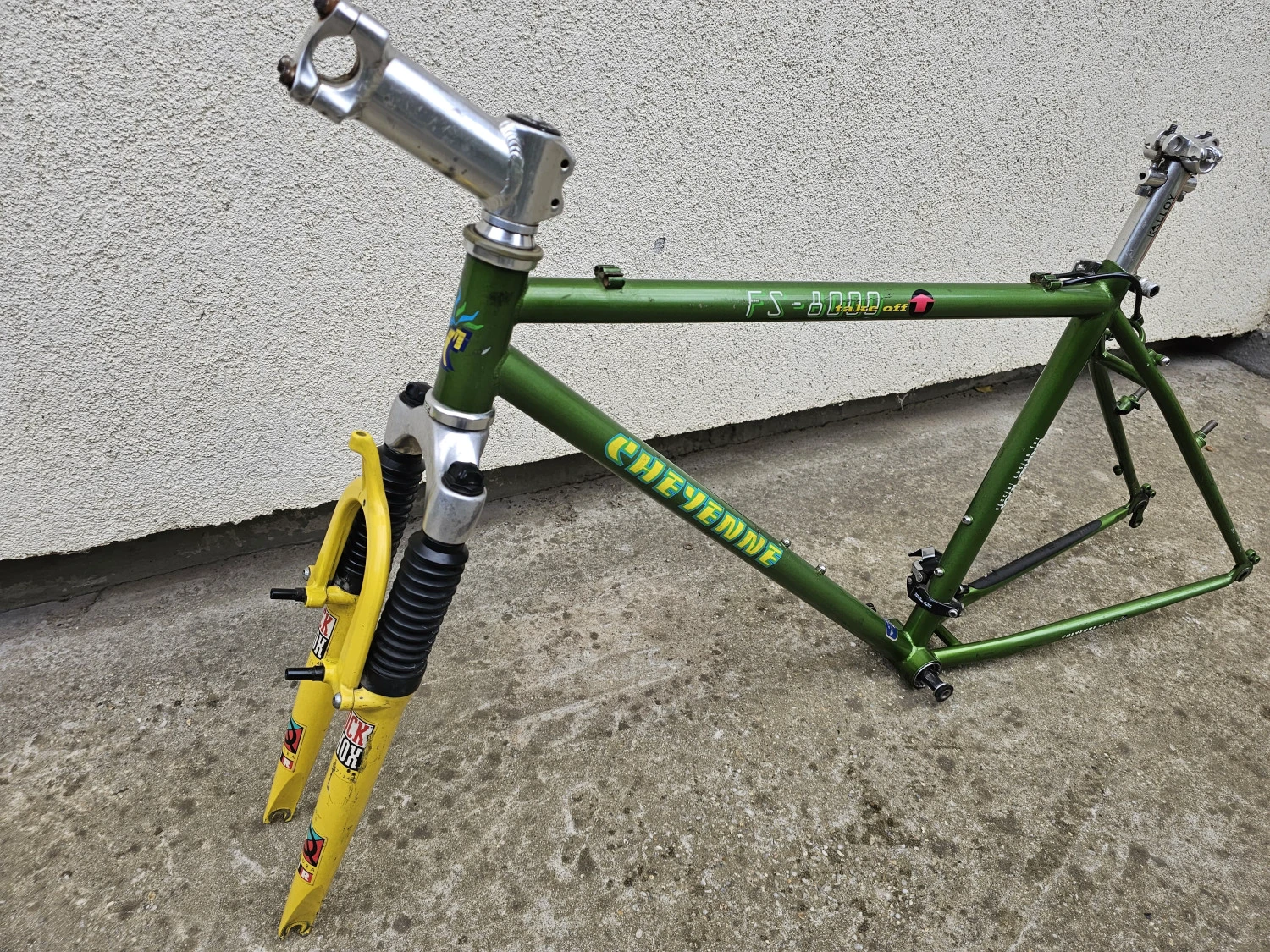 4. Bicicleta retro cadru Tange MTB Cheyenne FS8000