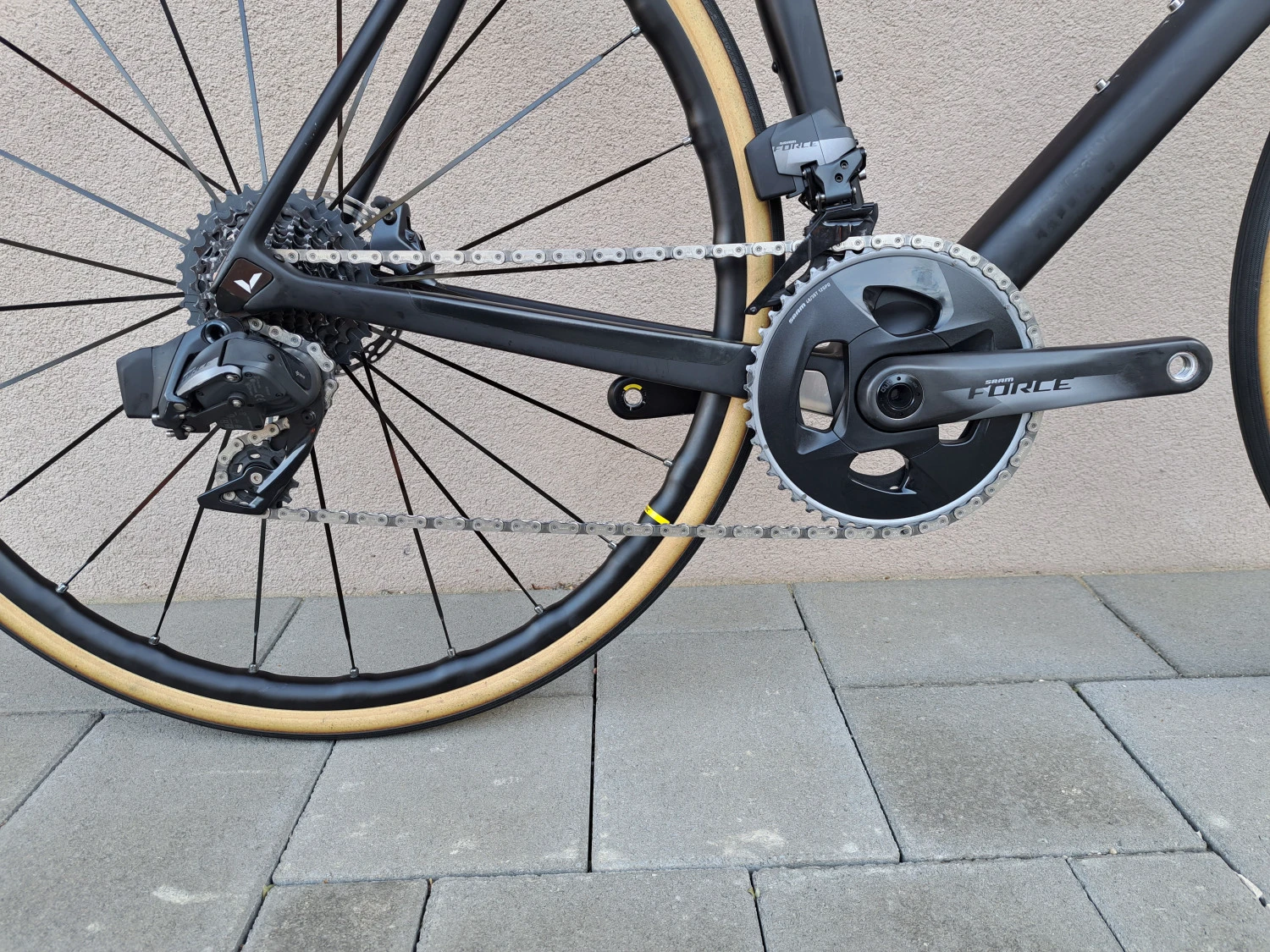 1. Votec VRC EVO Carbon 2x12 AXS Carbon