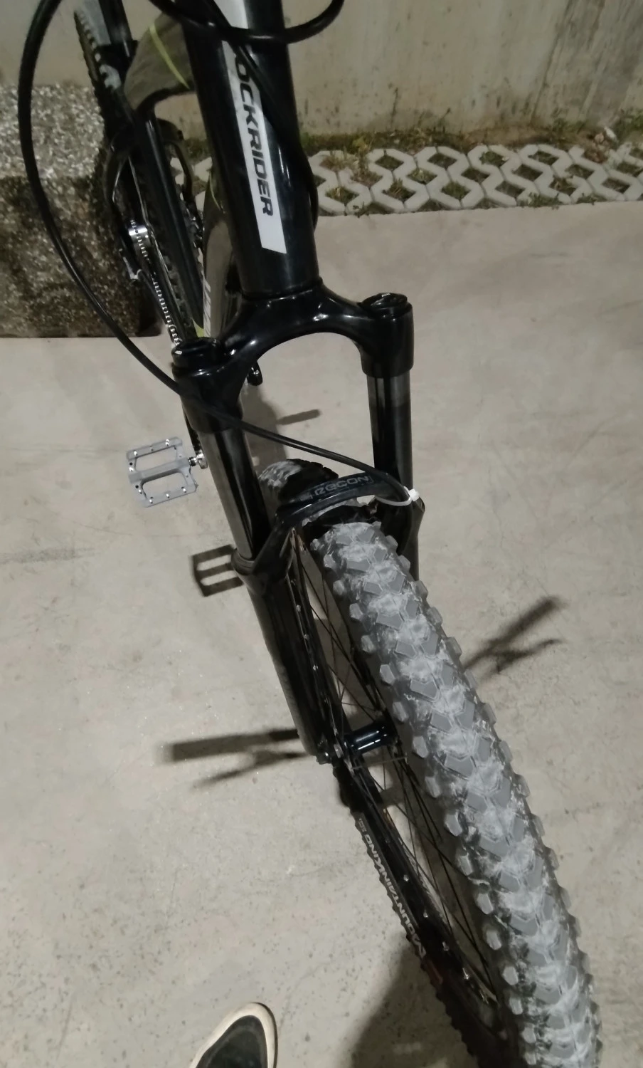 2. Vând Rockrider 530 full custom