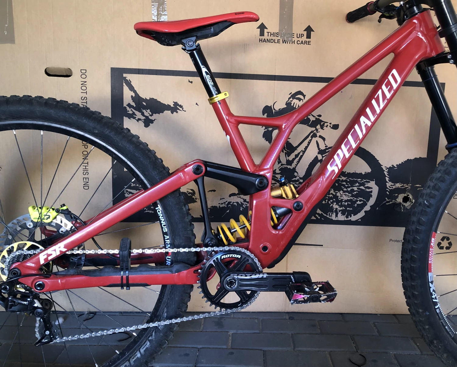 1. Specialized demo8 29” (preț sapt. asta)