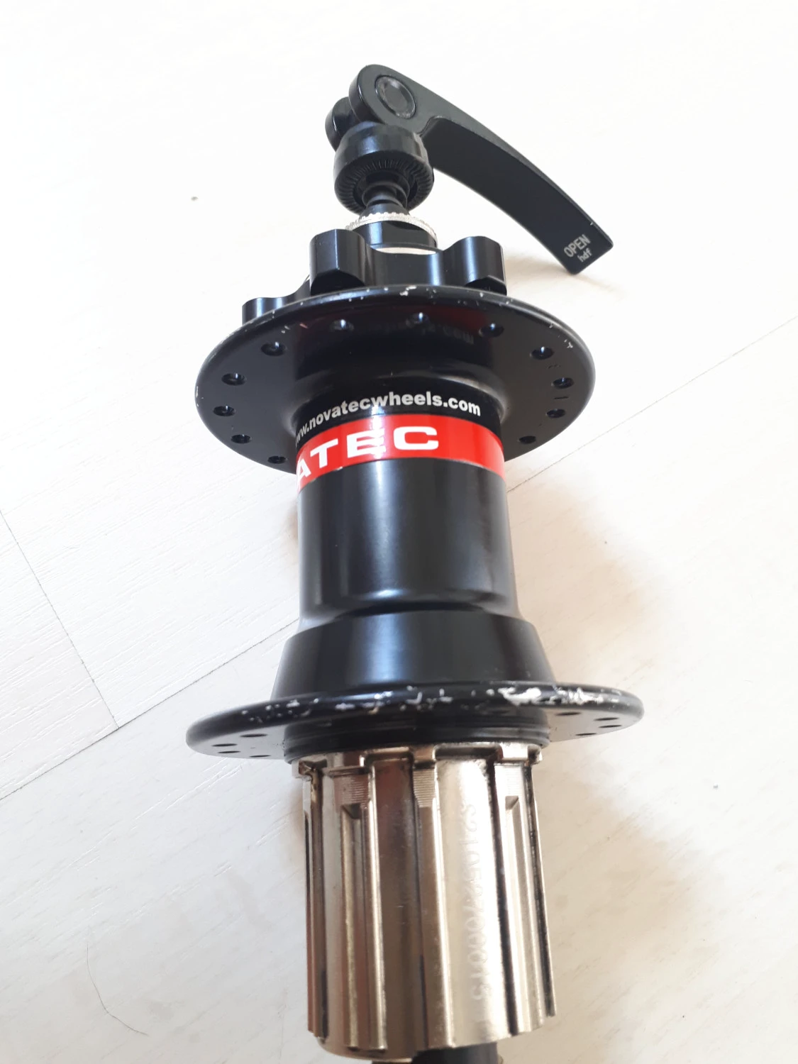 2. Butuc Novatec