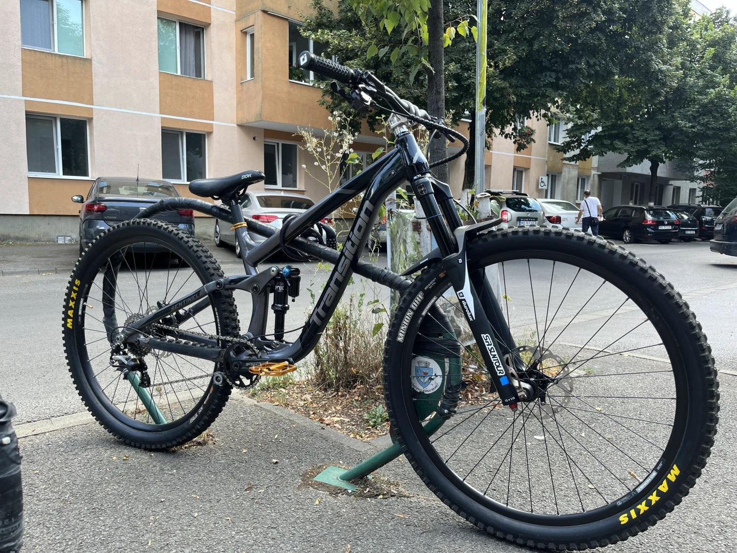 1. Transition Sentinel enduro