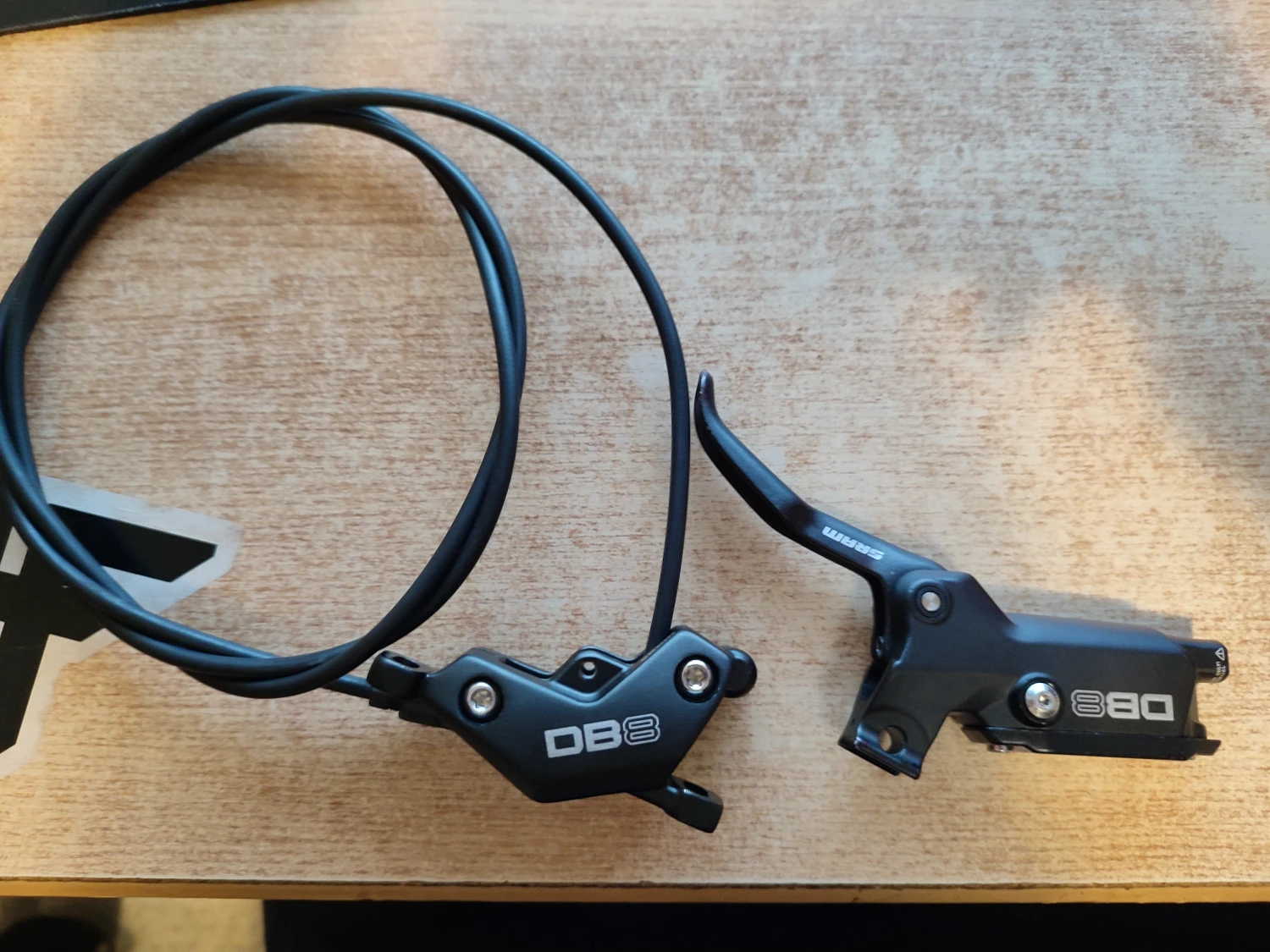 1. Frana sram db8 noua