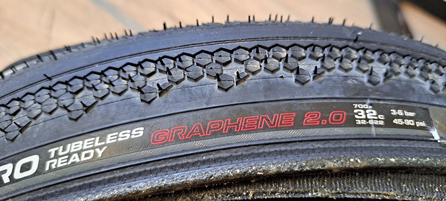 1. Anvelope Vittoria Terreno Zero 32c gravel
