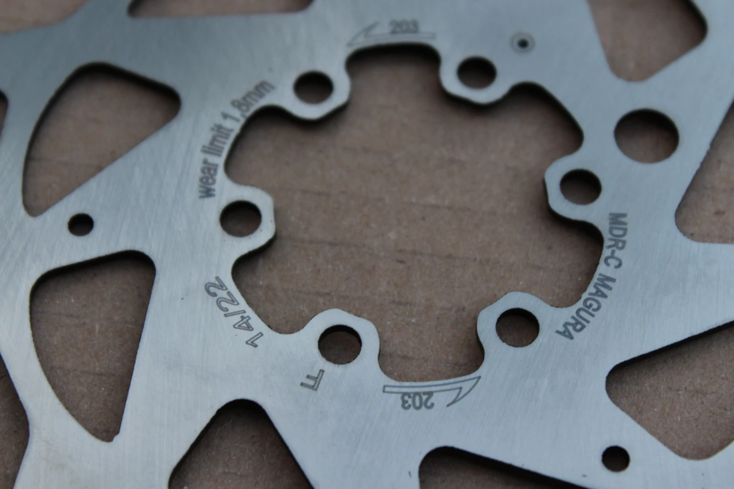 2. Magura MDR-C 6-bolt Disc Rotor 203mm