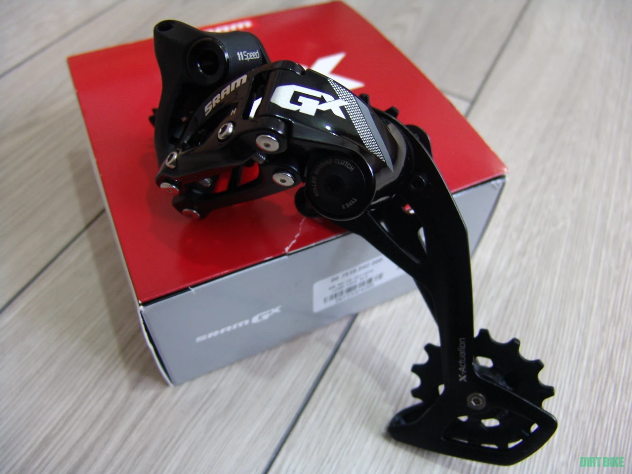 1. Schimbator pinioane 11vit SRAM GX/Nou