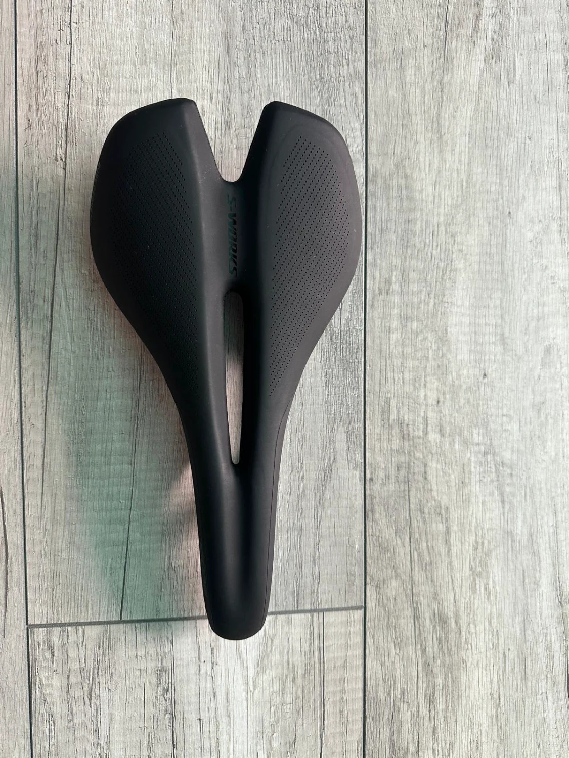1. Vand sa Specialized S-Works Toupe 143 mm