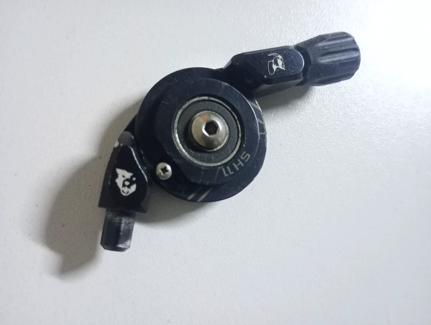 1. Adaptor Wolf Tooth Tapan 11s