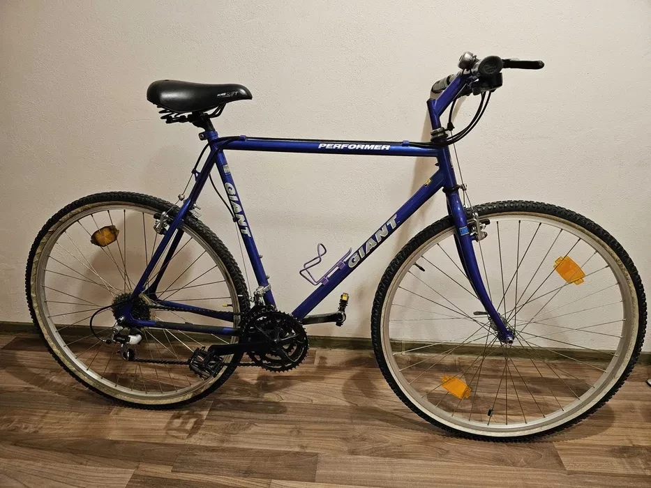4. Bicicleta City Gravel GT Vantara