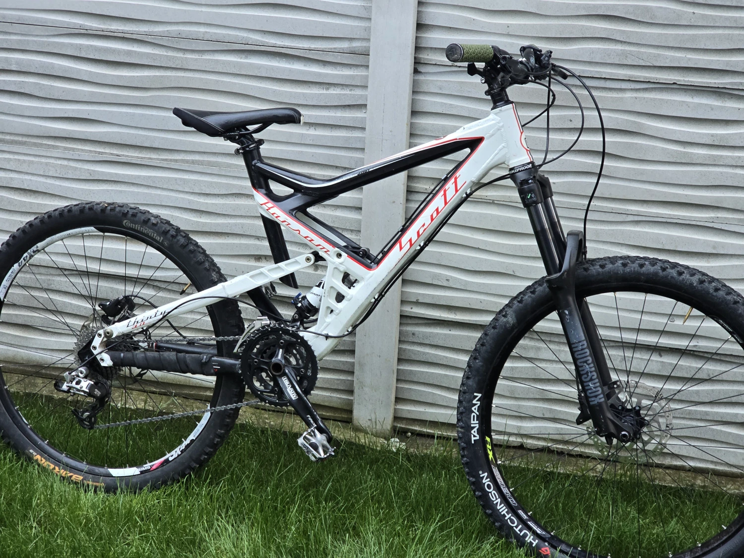 1. Bicicleta Enduro Scott Ransom 30 L