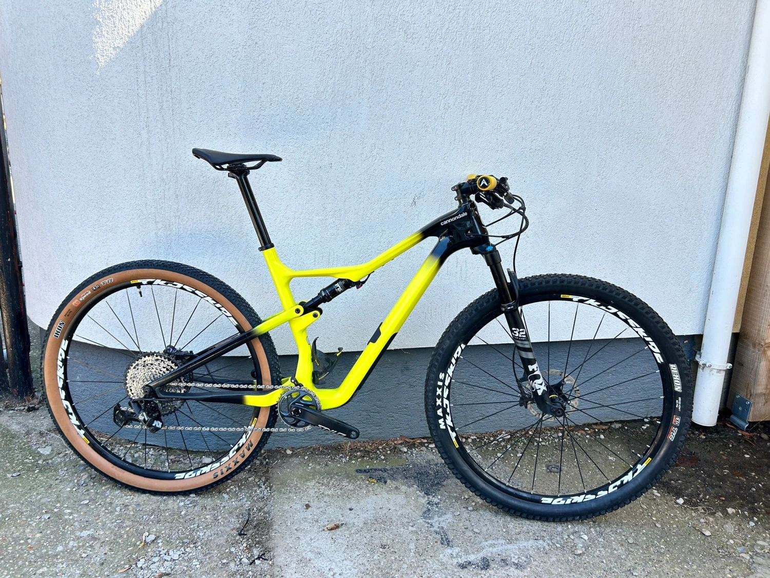 1. Cannondale Scalpel SE 2022 carbon