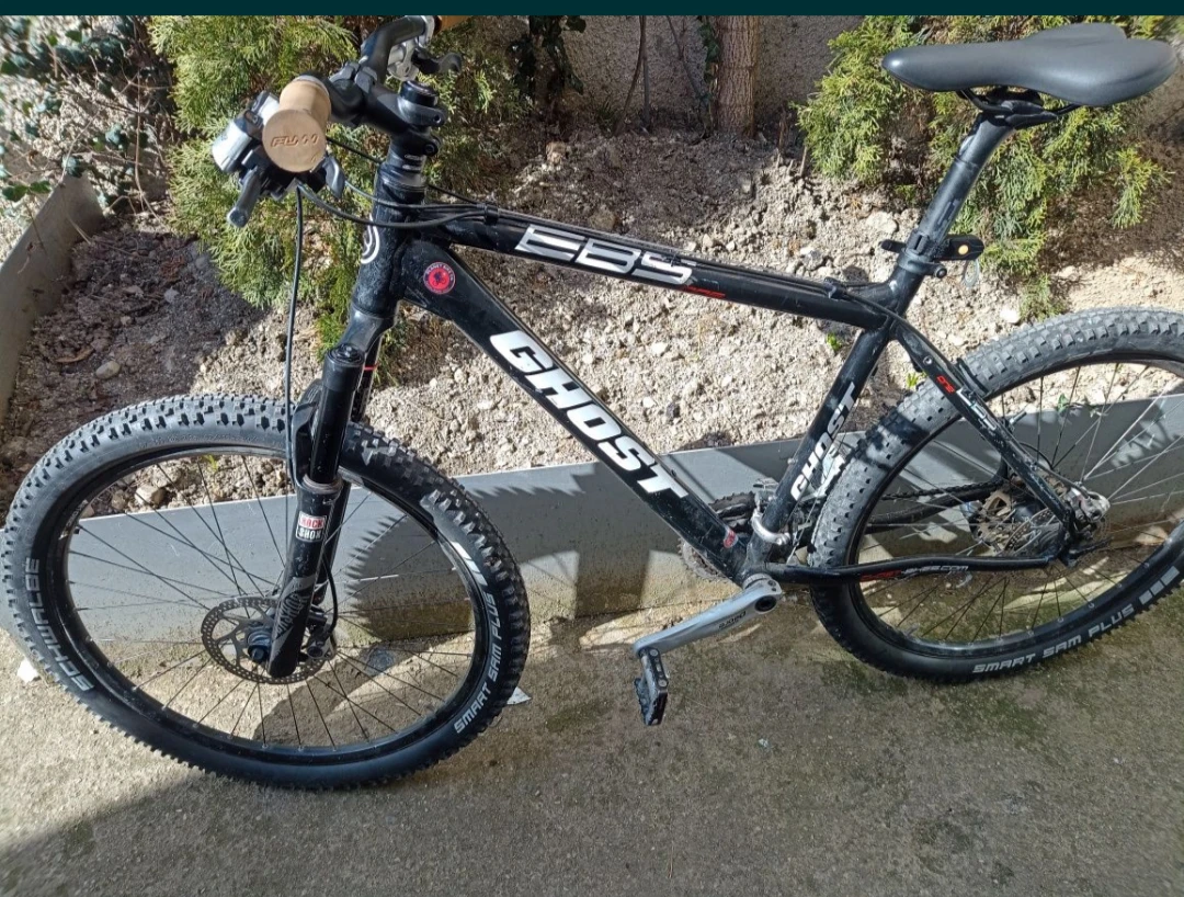 1. Bicicleta hardtail Ghost 26 inch M